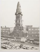 Le clocher de l'église Saint-Joseph de La Louvière par Denyse Willem
