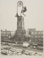 Le clocher de l'église Saint-Joseph de La Louvière par Ernest Pirotte