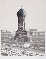 Le clocher de l'église Saint-Joseph de La Louvière par Gyuri Macsai