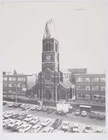 Le clocher de l'église Saint-Joseph de La Louvière par Jean Gourmelin