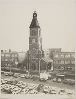 Le clocher de l'église Saint-Joseph de La Louvière par Kikie Crêvecoeur 