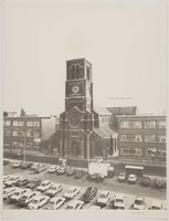 Le clocher de l'église Saint-Joseph de La Louvière par Patrick Delperdange